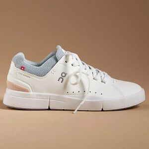 ON Running “The Roger” Sneakers – Women’s Size 8